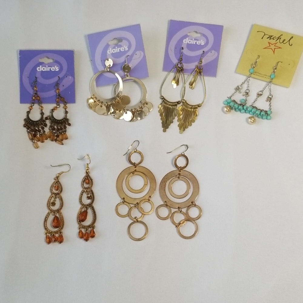 Earrings- lot of 6 costume jewelry earrings